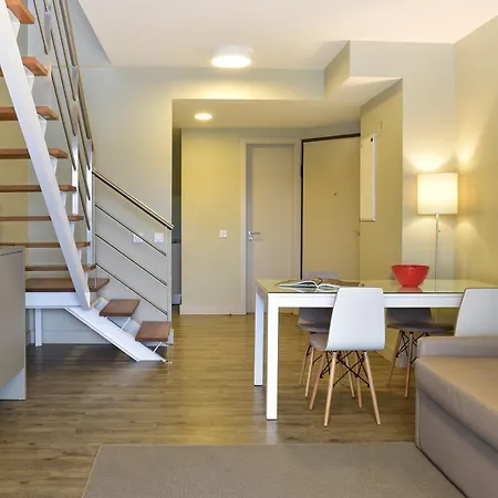 Aqualuz By The Editory