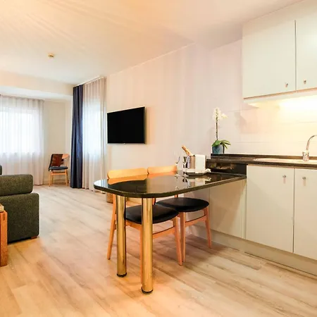 Aqualuz By The Editory 4* Lagos