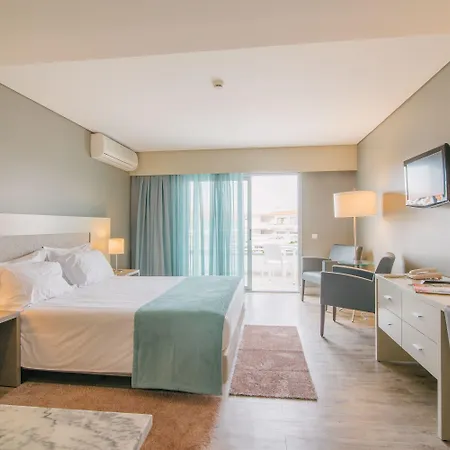 Aparthotel Aqualuz By The Editory 4*