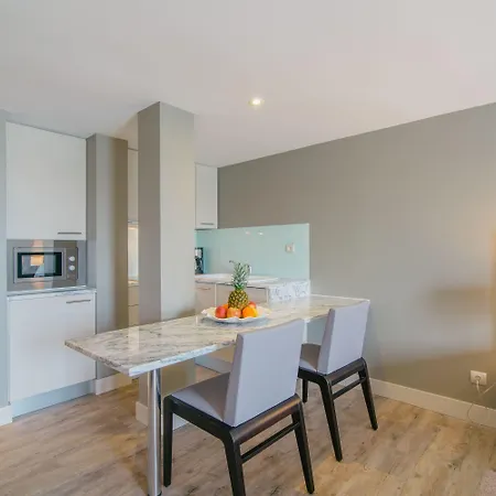 Aqualuz By The Editory Aparthotel