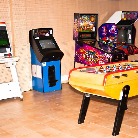 Aqualuz By The Editory