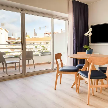 Aqualuz By The Editory