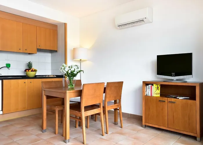 Hotel apartamentowy Aqualuz By The Editory