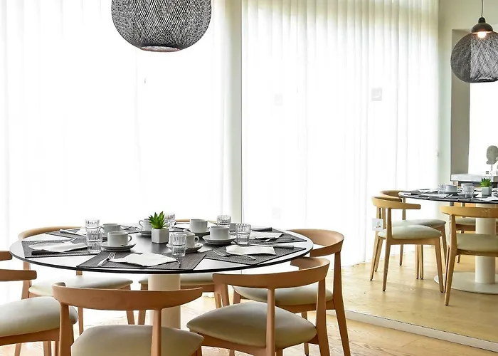 Hotel apartamentowy Aqualuz By The Editory