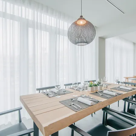 Apartmanhotel Aqualuz By The Editory