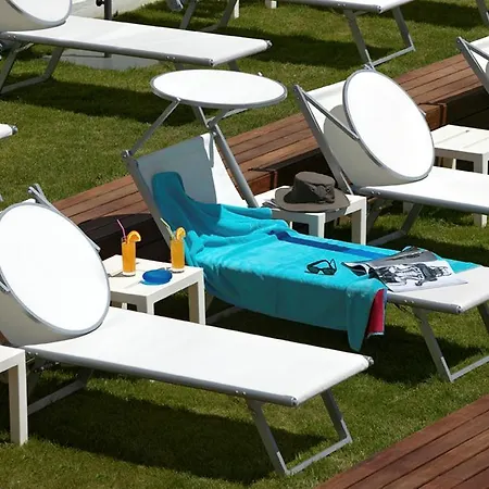 Apartmanhotel Aqualuz By The Editory
