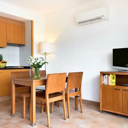 Apartmanhotel Aqualuz By The Editory